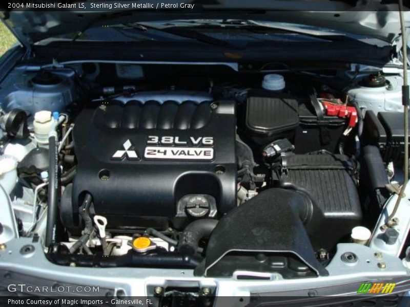 Sterling Silver Metallic / Petrol Gray 2004 Mitsubishi Galant LS