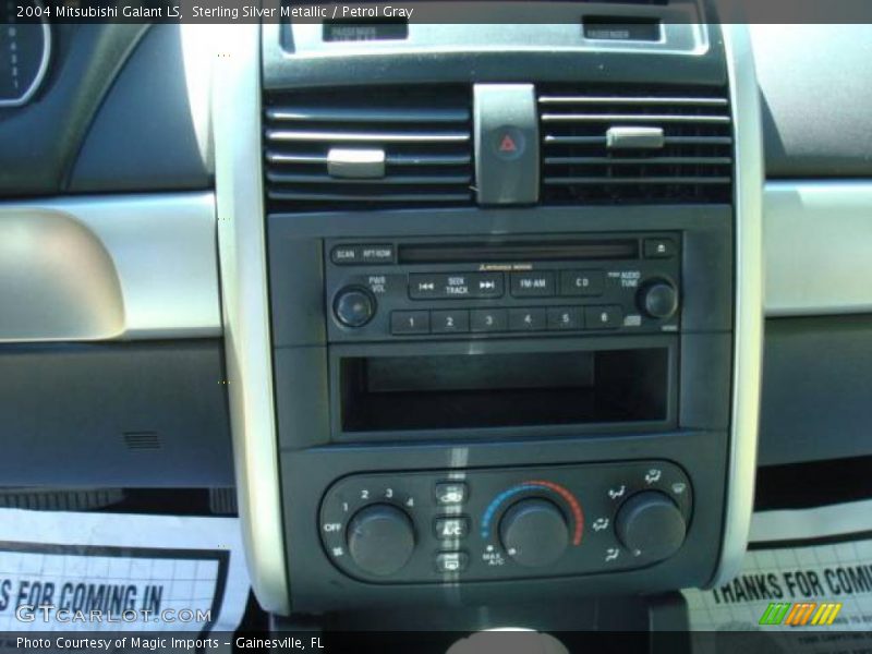 Sterling Silver Metallic / Petrol Gray 2004 Mitsubishi Galant LS
