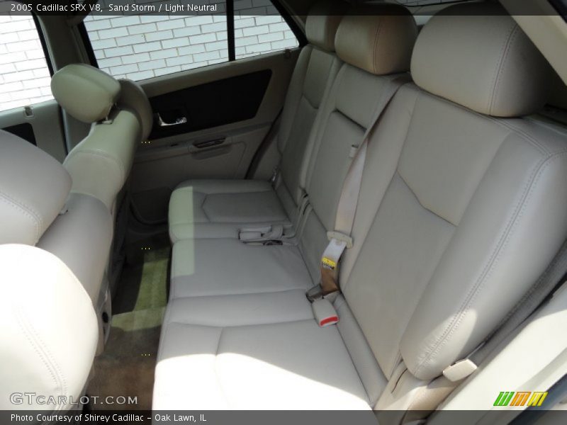 Sand Storm / Light Neutral 2005 Cadillac SRX V8