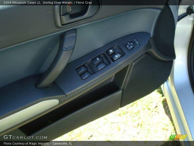 Sterling Silver Metallic / Petrol Gray 2004 Mitsubishi Galant LS
