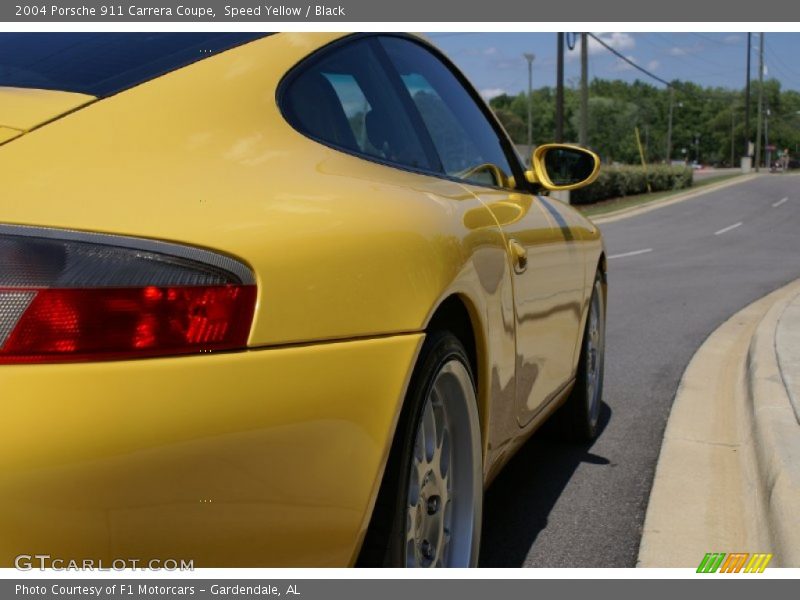 Speed Yellow / Black 2004 Porsche 911 Carrera Coupe