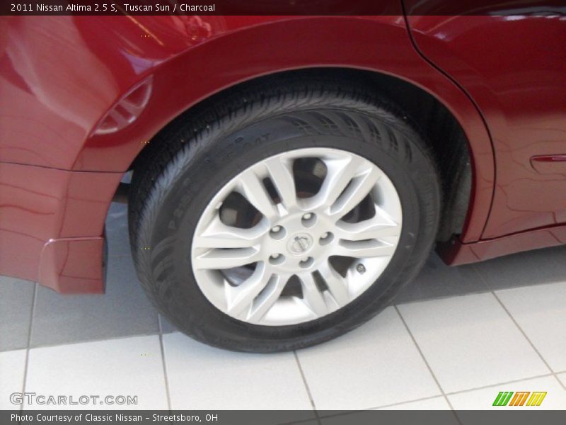 Tuscan Sun / Charcoal 2011 Nissan Altima 2.5 S