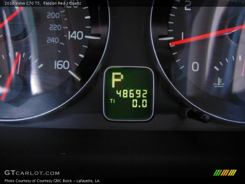 Passion Red / Quartz 2010 Volvo C70 T5