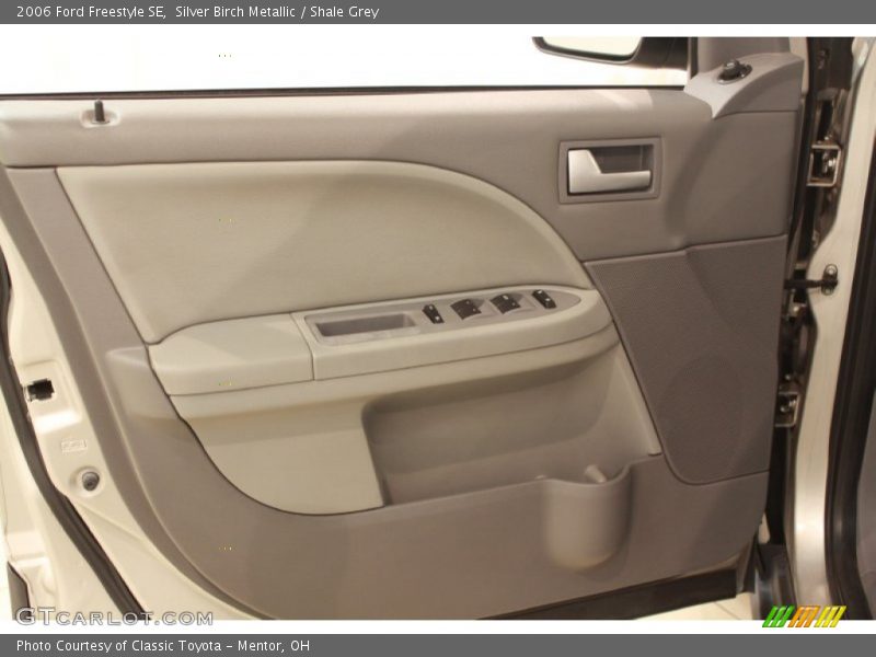 Silver Birch Metallic / Shale Grey 2006 Ford Freestyle SE