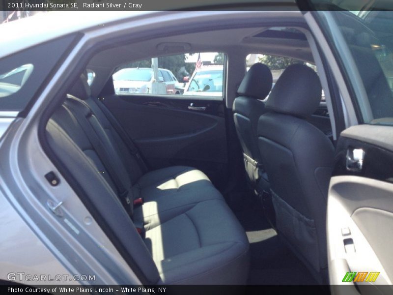 Radiant Silver / Gray 2011 Hyundai Sonata SE