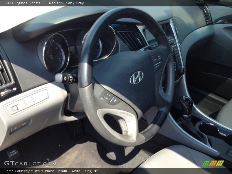 Radiant Silver / Gray 2011 Hyundai Sonata SE