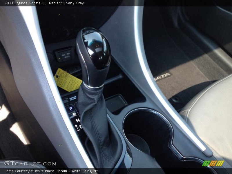 Radiant Silver / Gray 2011 Hyundai Sonata SE
