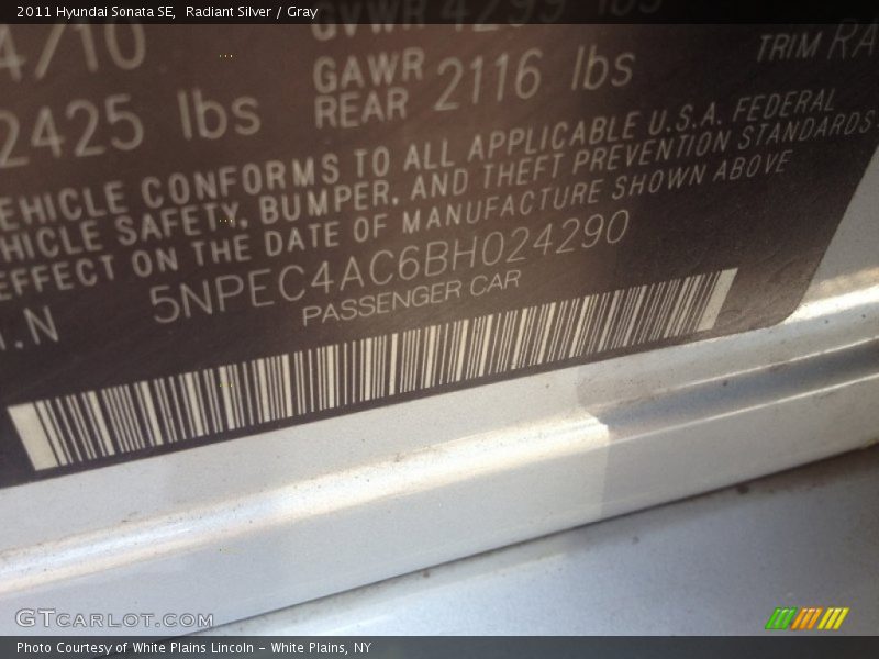 Radiant Silver / Gray 2011 Hyundai Sonata SE