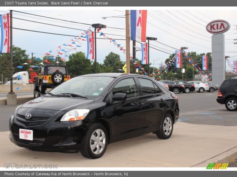 Black Sand Pearl / Dark Charcoal 2007 Toyota Yaris Sedan