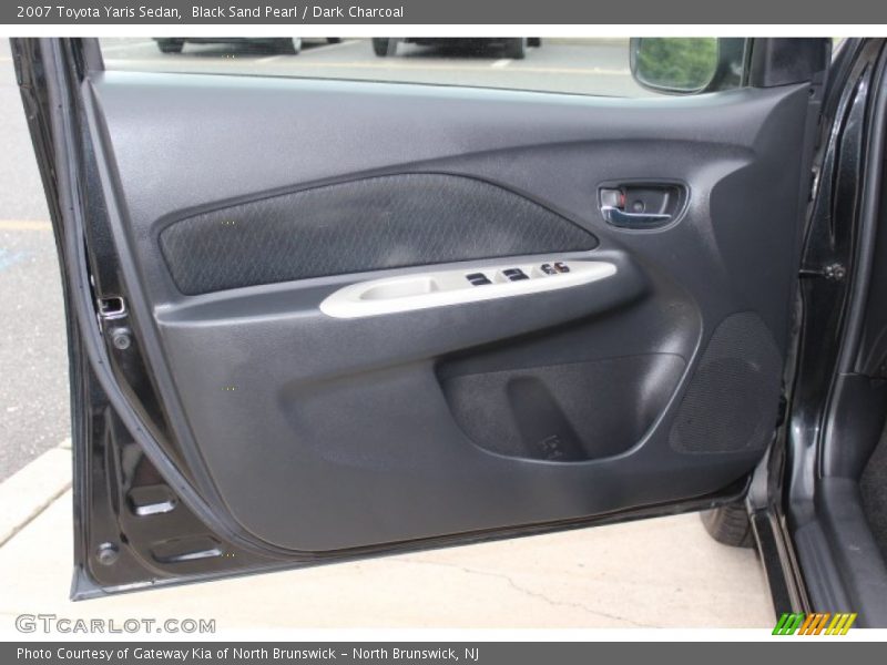 Black Sand Pearl / Dark Charcoal 2007 Toyota Yaris Sedan