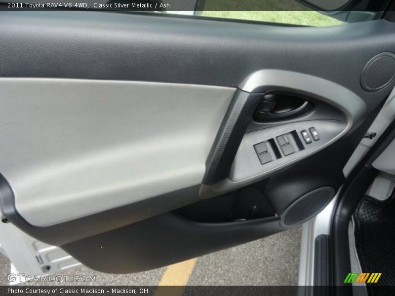 Classic Silver Metallic / Ash 2011 Toyota RAV4 V6 4WD