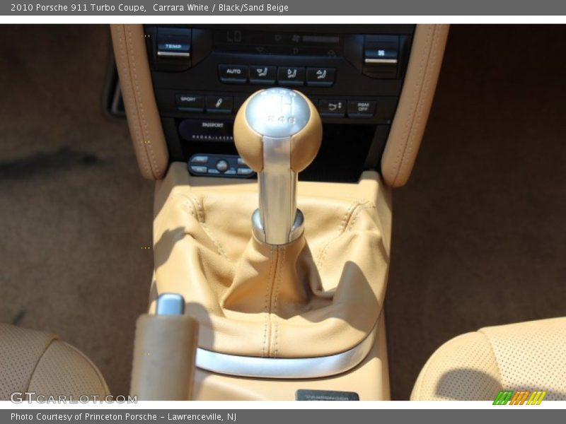 Carrara White / Black/Sand Beige 2010 Porsche 911 Turbo Coupe