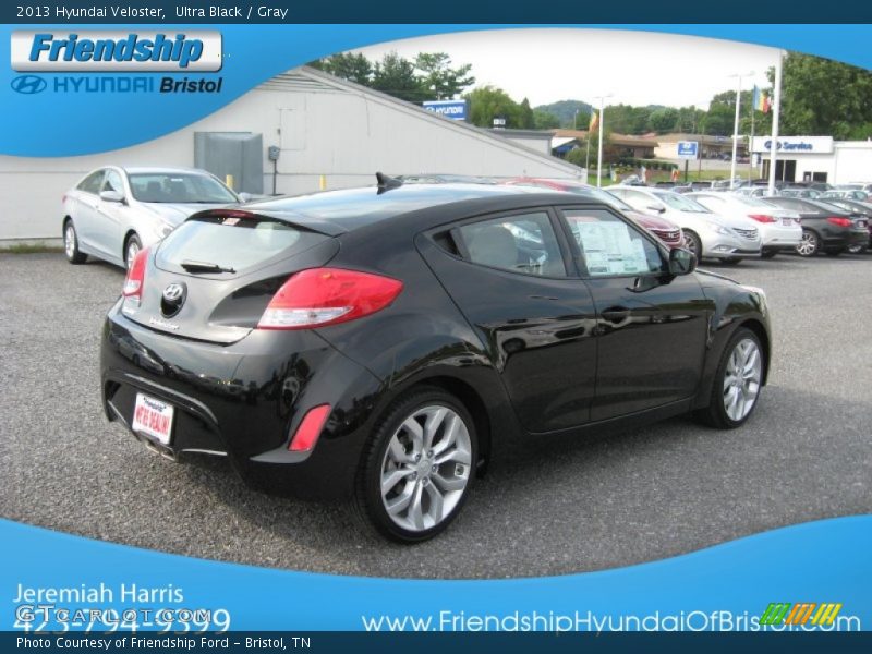 Ultra Black / Gray 2013 Hyundai Veloster