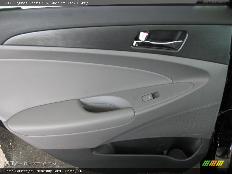 Midnight Black / Gray 2013 Hyundai Sonata GLS