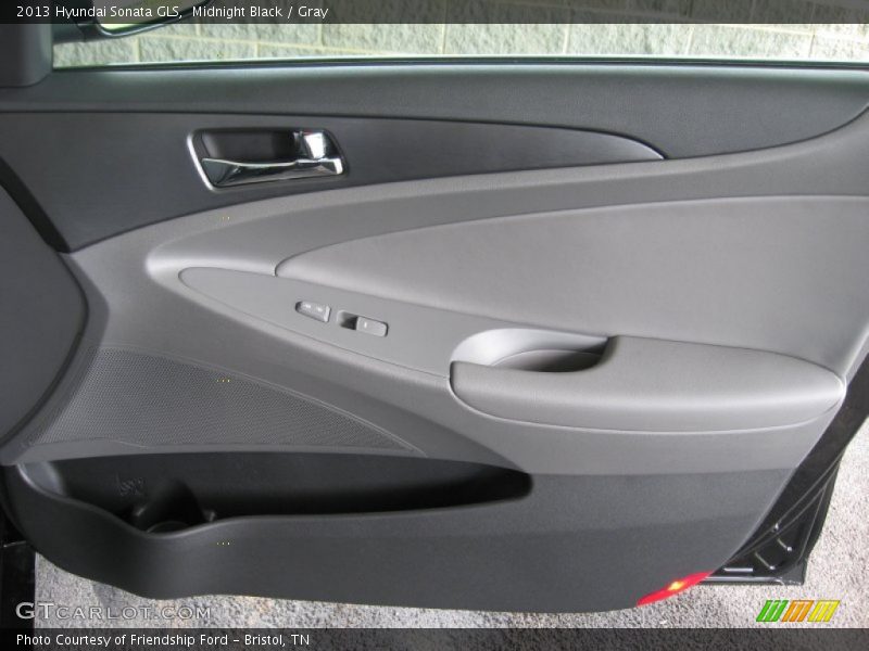 Midnight Black / Gray 2013 Hyundai Sonata GLS