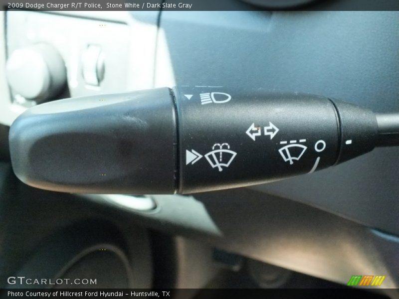 Controls of 2009 Charger R/T Police