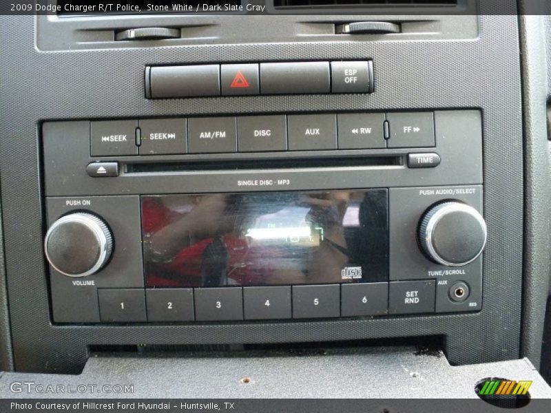 Audio System of 2009 Charger R/T Police