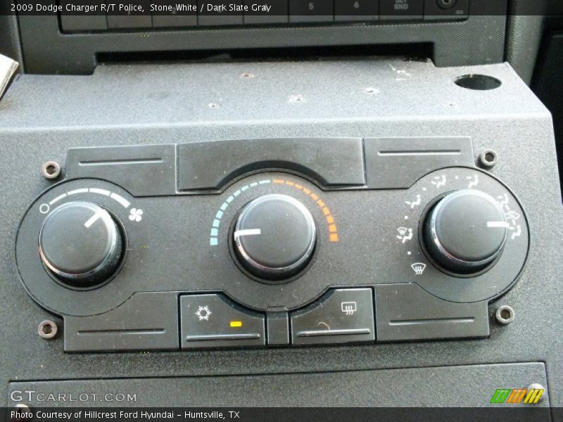 Controls of 2009 Charger R/T Police