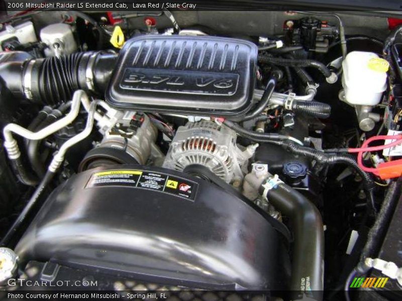 Lava Red / Slate Gray 2006 Mitsubishi Raider LS Extended Cab
