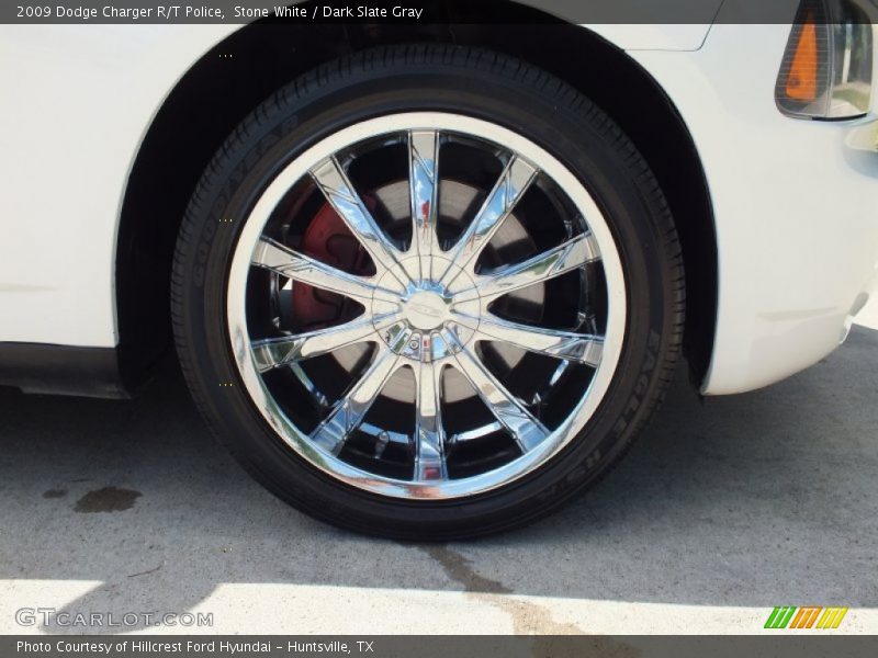 Custom Wheels of 2009 Charger R/T Police