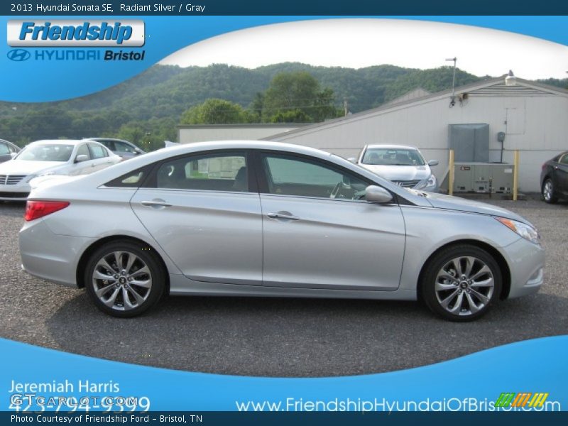 Radiant Silver / Gray 2013 Hyundai Sonata SE