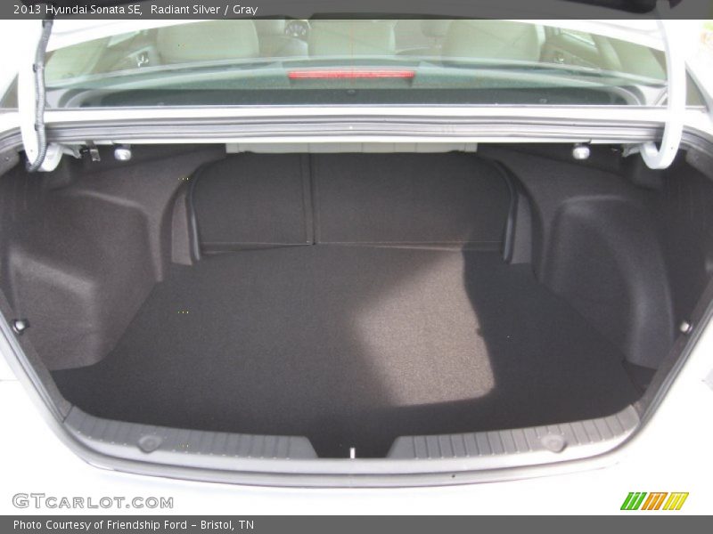 Radiant Silver / Gray 2013 Hyundai Sonata SE