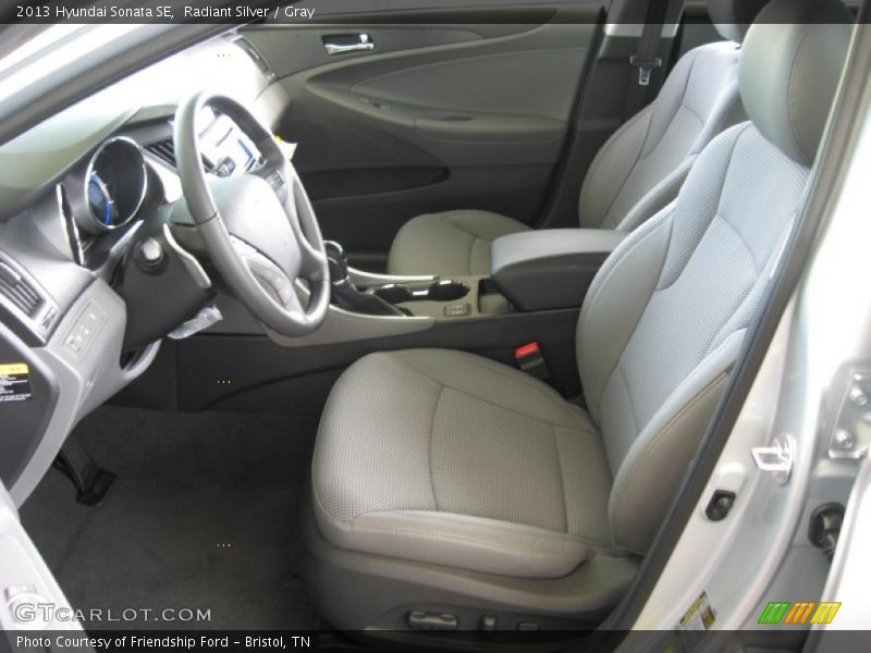 Radiant Silver / Gray 2013 Hyundai Sonata SE