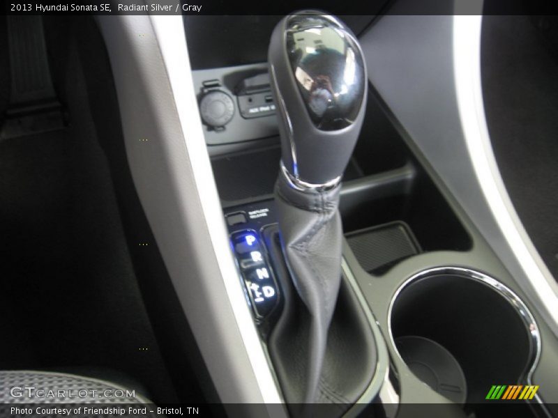 Radiant Silver / Gray 2013 Hyundai Sonata SE
