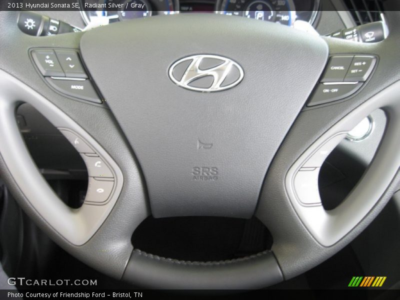 Radiant Silver / Gray 2013 Hyundai Sonata SE