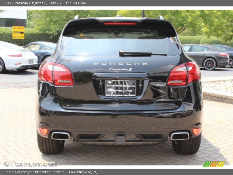 Black / Platinum Grey 2012 Porsche Cayenne S