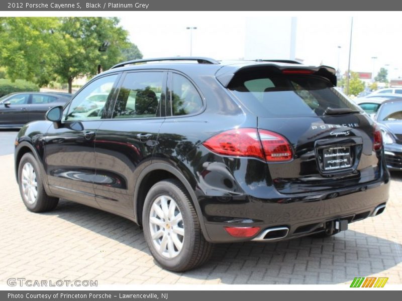 Black / Platinum Grey 2012 Porsche Cayenne S