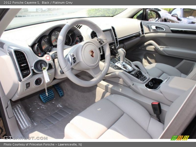  2012 Cayenne S Platinum Grey Interior