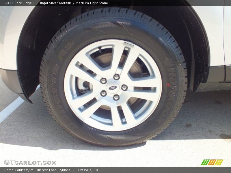 Ingot Silver Metallic / Medium Light Stone 2013 Ford Edge SE