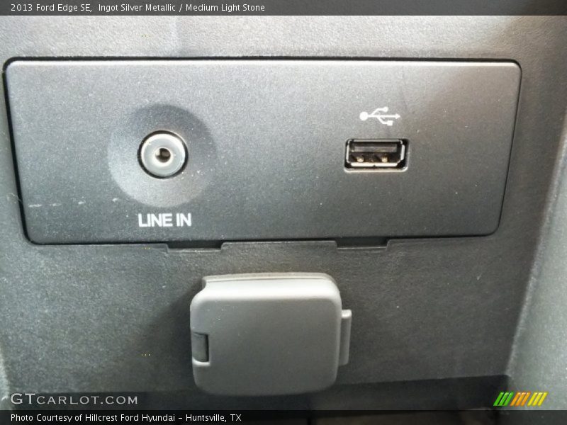 Ingot Silver Metallic / Medium Light Stone 2013 Ford Edge SE
