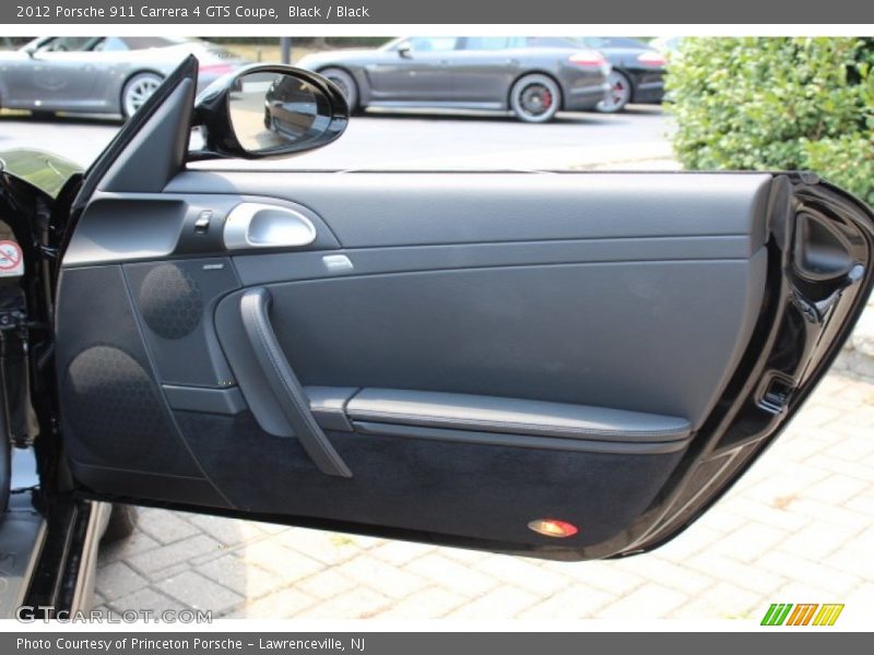 Door Panel of 2012 911 Carrera 4 GTS Coupe
