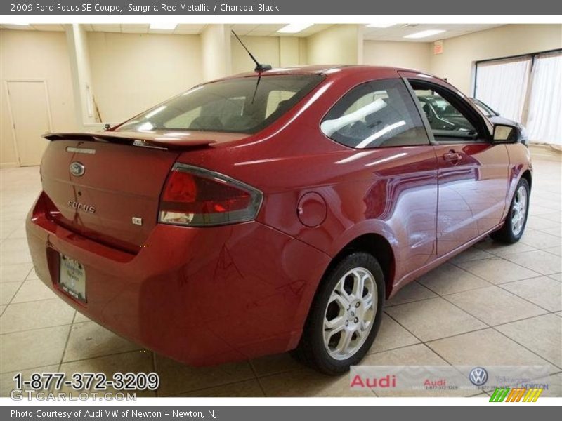 Sangria Red Metallic / Charcoal Black 2009 Ford Focus SE Coupe