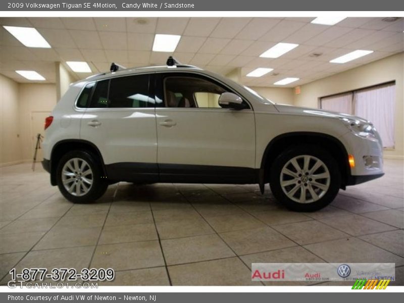 Candy White / Sandstone 2009 Volkswagen Tiguan SE 4Motion