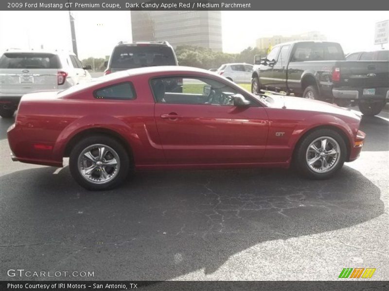 Dark Candy Apple Red / Medium Parchment 2009 Ford Mustang GT Premium Coupe