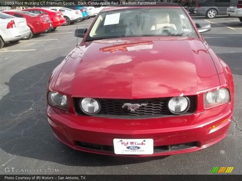 Dark Candy Apple Red / Medium Parchment 2009 Ford Mustang GT Premium Coupe