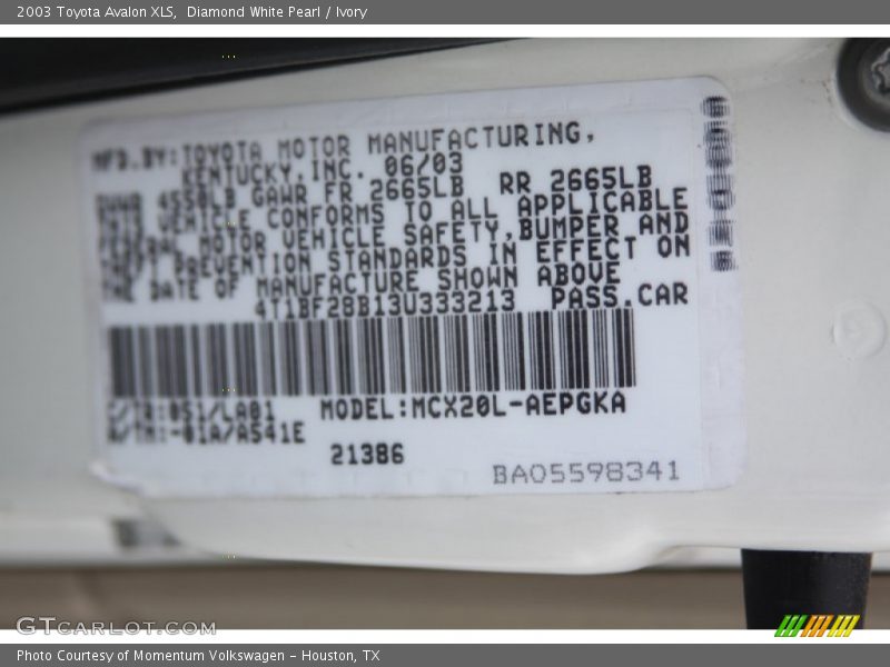 Diamond White Pearl / Ivory 2003 Toyota Avalon XLS