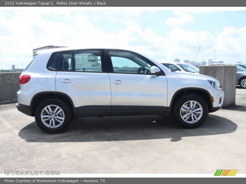 Reflex Silver Metallic / Black 2013 Volkswagen Tiguan S