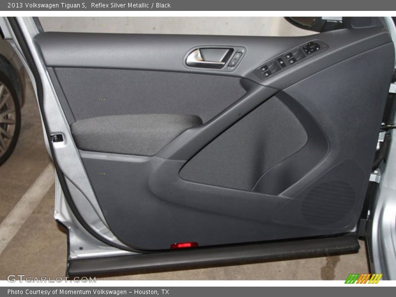 Reflex Silver Metallic / Black 2013 Volkswagen Tiguan S