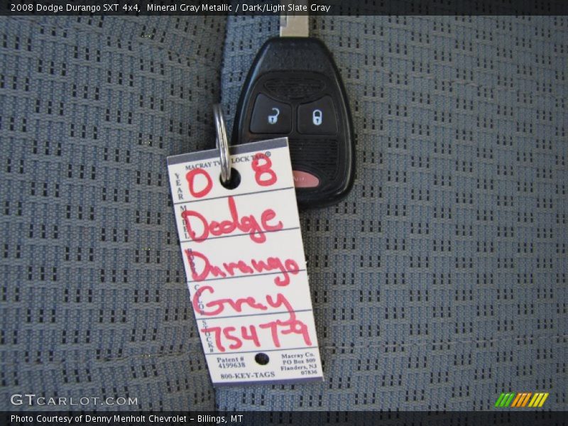 Keys of 2008 Durango SXT 4x4