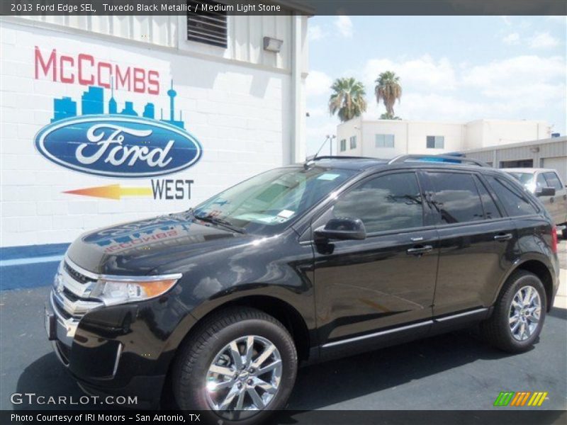 Tuxedo Black Metallic / Medium Light Stone 2013 Ford Edge SEL