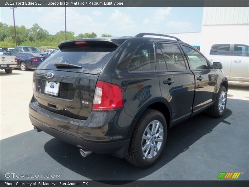 Tuxedo Black Metallic / Medium Light Stone 2013 Ford Edge SEL