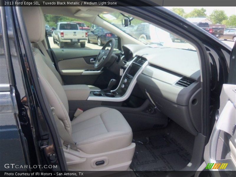 Tuxedo Black Metallic / Medium Light Stone 2013 Ford Edge SEL