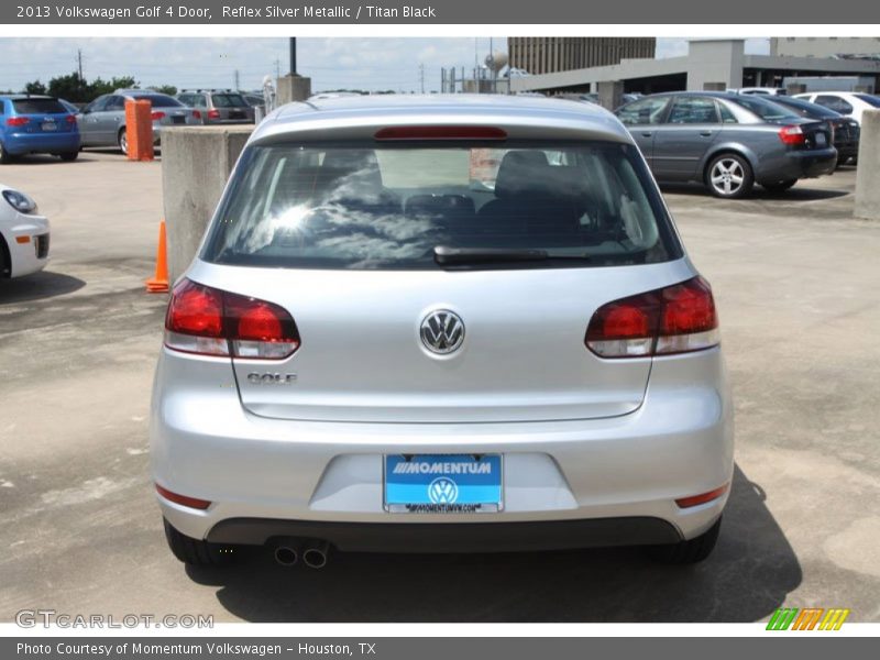 Reflex Silver Metallic / Titan Black 2013 Volkswagen Golf 4 Door