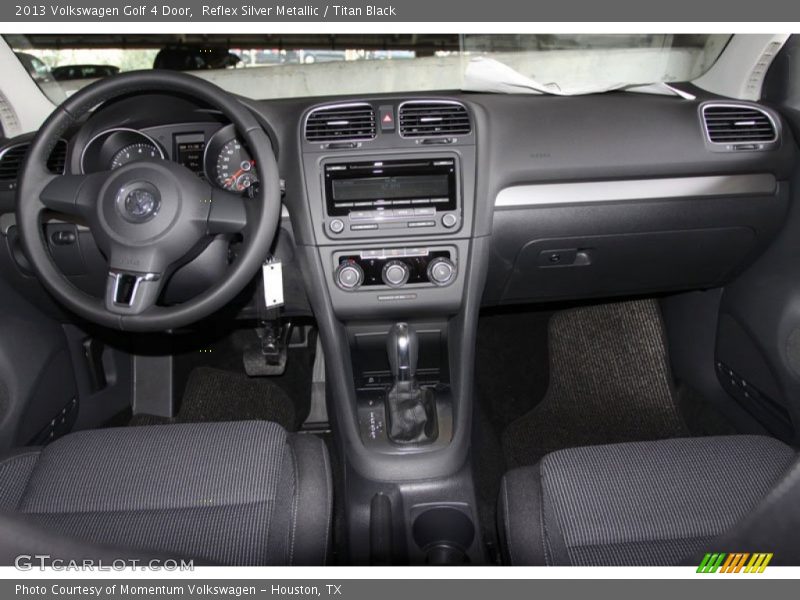 Reflex Silver Metallic / Titan Black 2013 Volkswagen Golf 4 Door