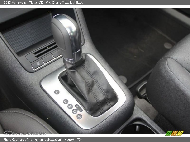  2013 Tiguan SE 6 Speed Tiptronic Automatic Shifter