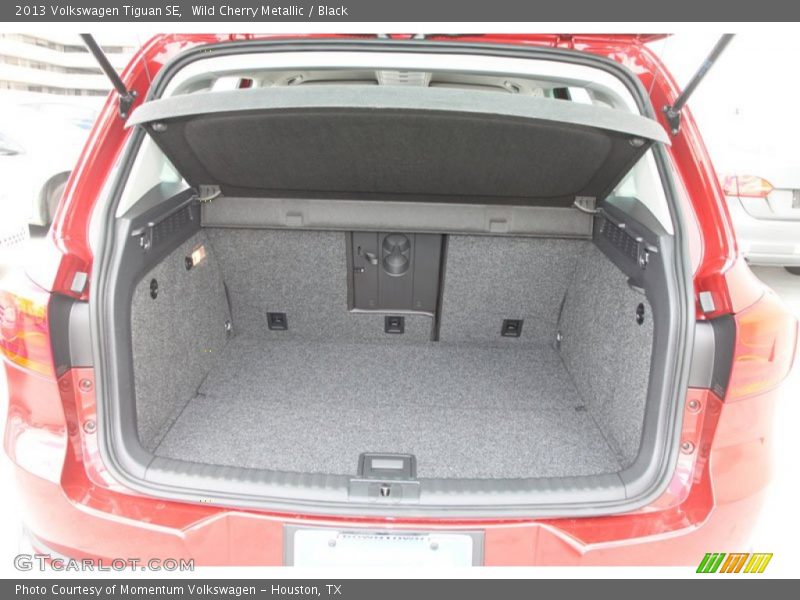  2013 Tiguan SE Trunk